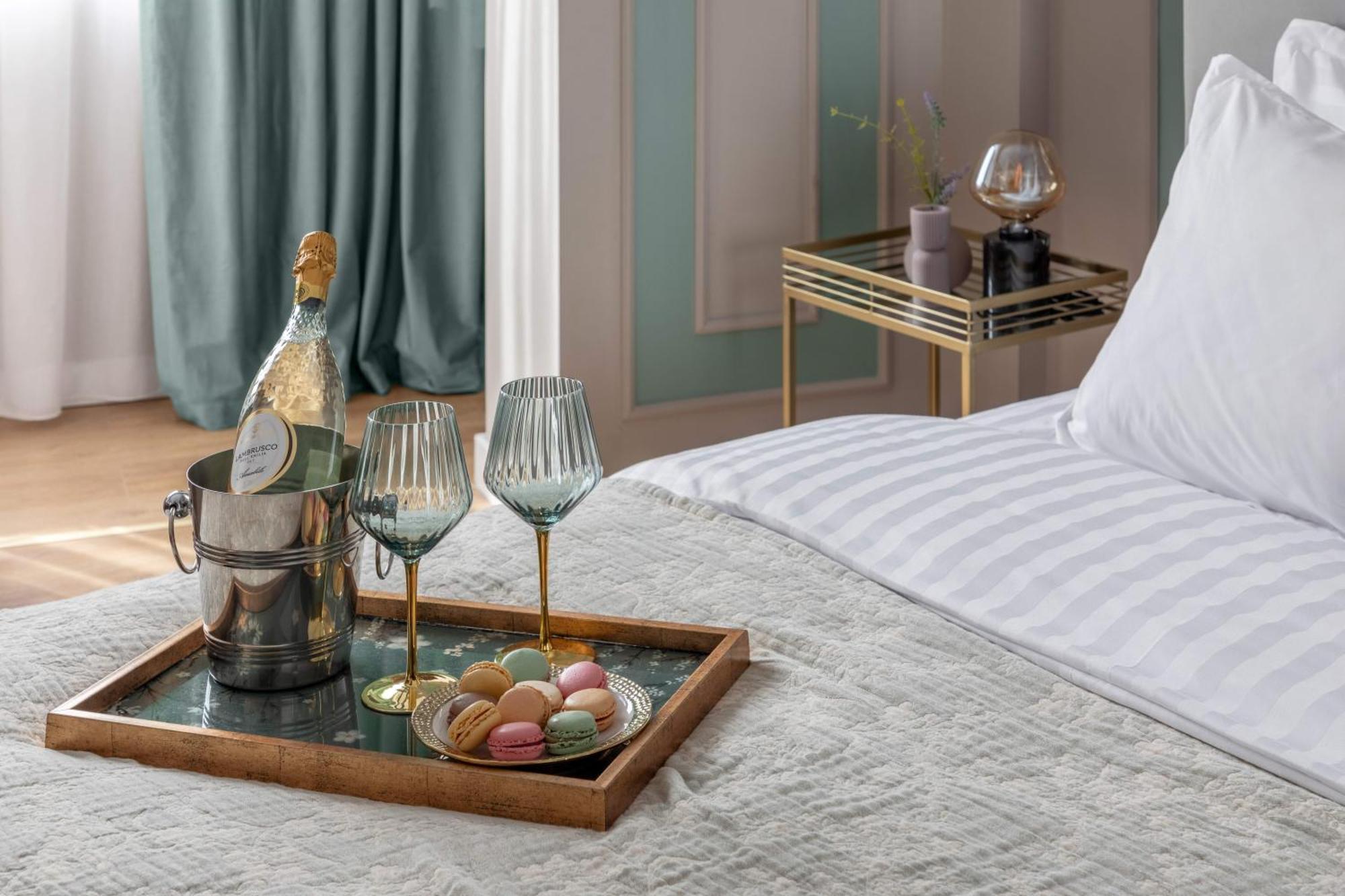 Holt - Sublime Minty Green 1Br On The Park بوخارست المظهر الخارجي الصورة